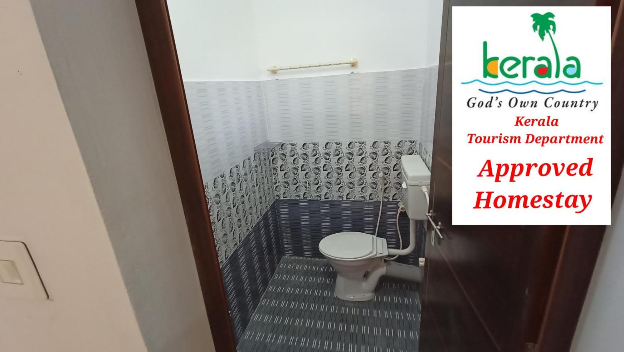 Space Villa Homestay Айримбранолер Экстерьер фото