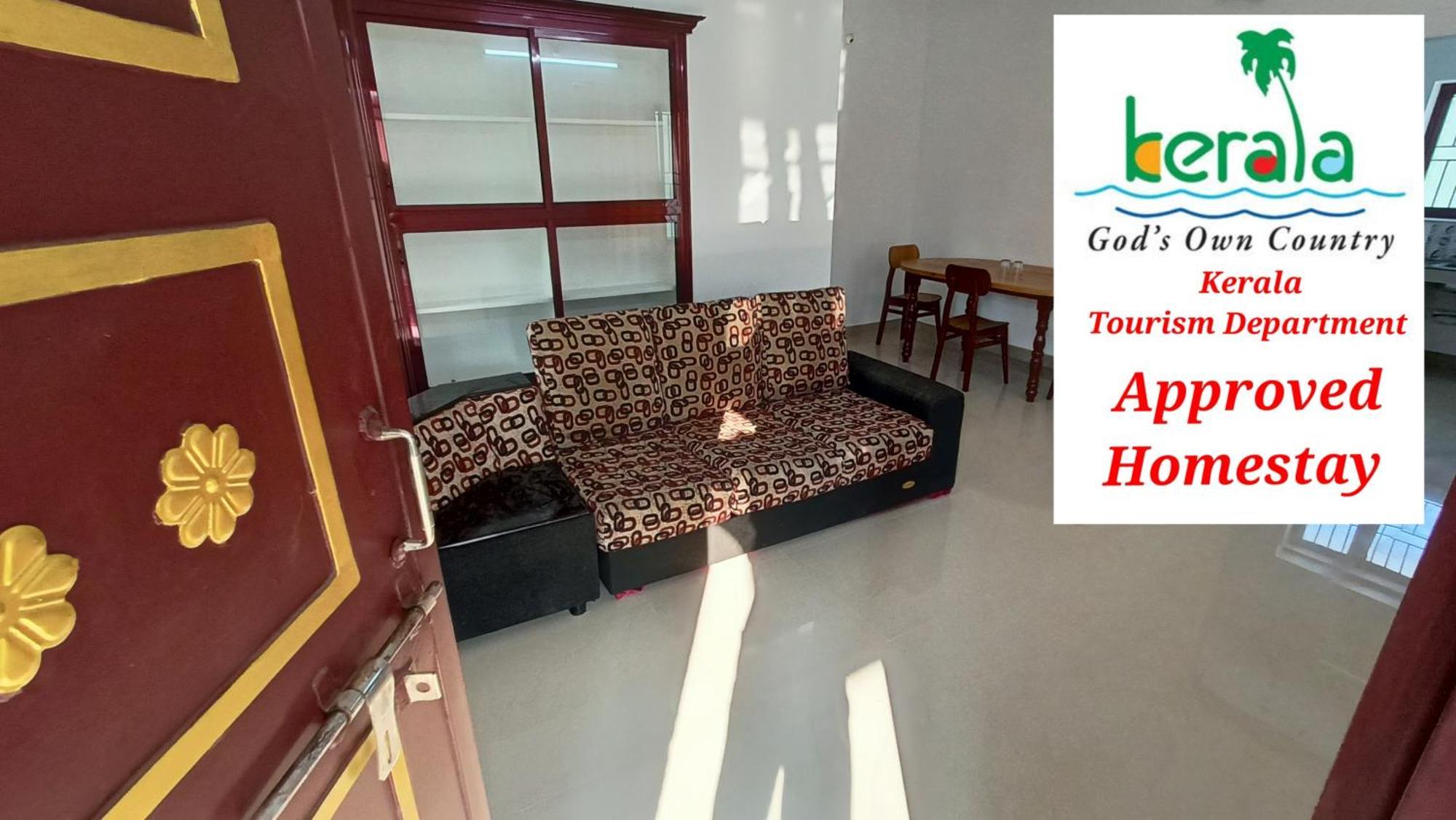 Space Villa Homestay Айримбранолер Экстерьер фото